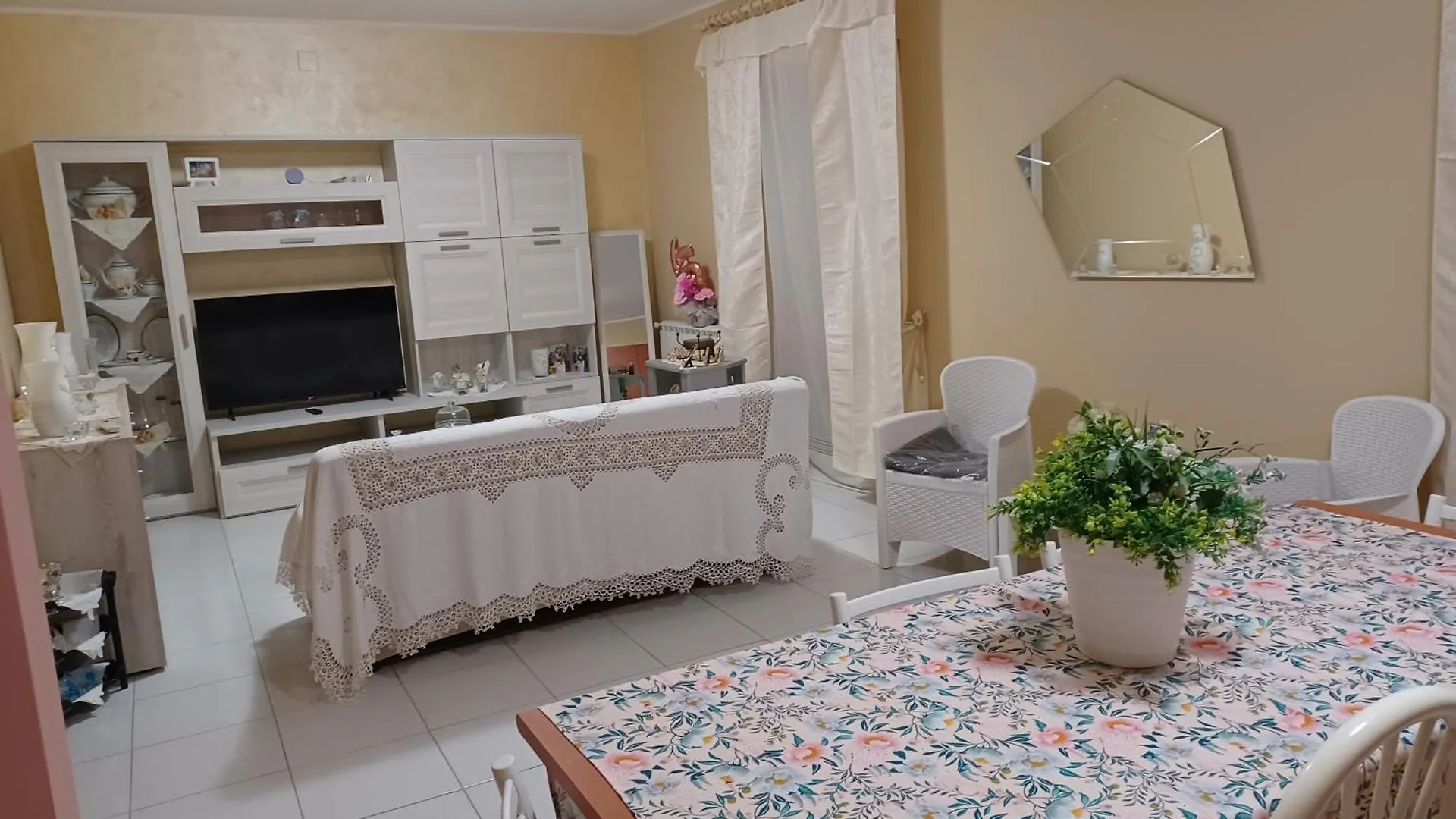 Affitti Ok Appartamento Con Tutti I Confort Giardini Naxos 0*,